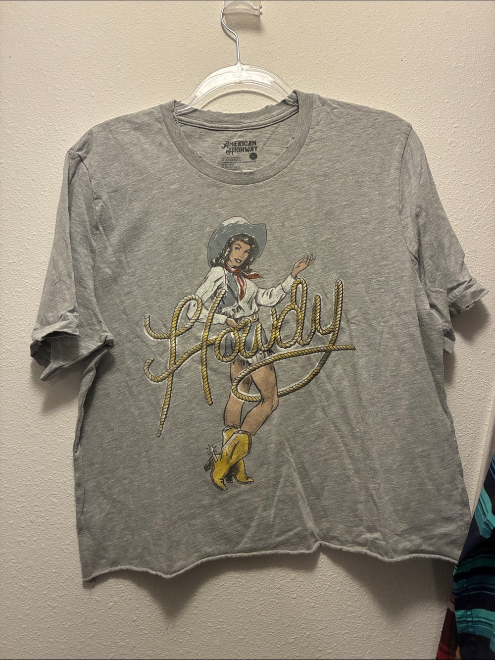 American Highway 'Howdy' Graphic Short Sleeve Tee - Heather Gray
